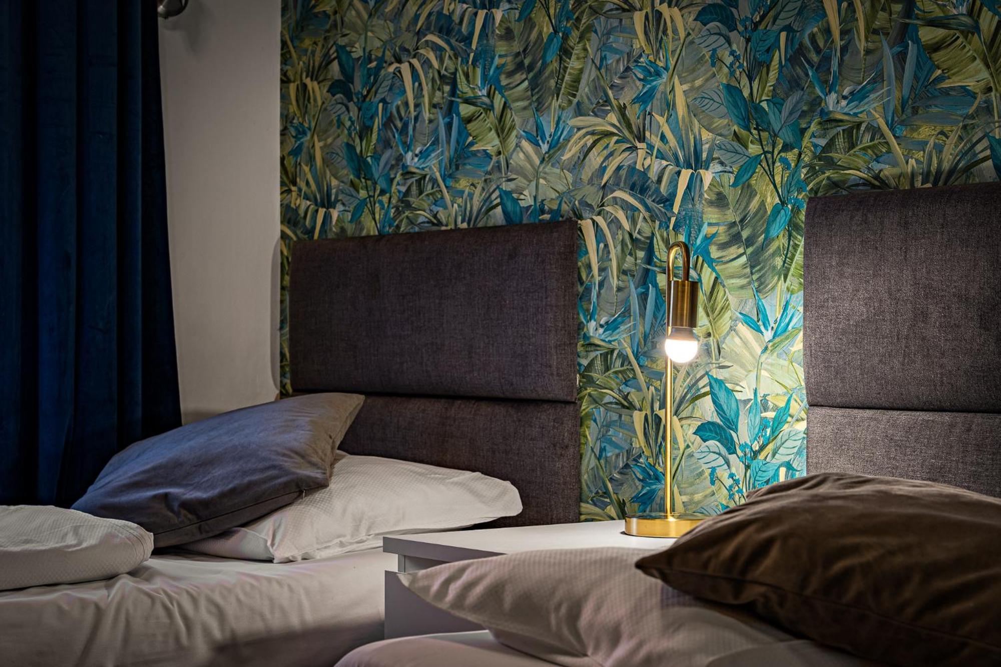 Great Polonia Dwarf Wroclaw Bed & Breakfast エクステリア 写真