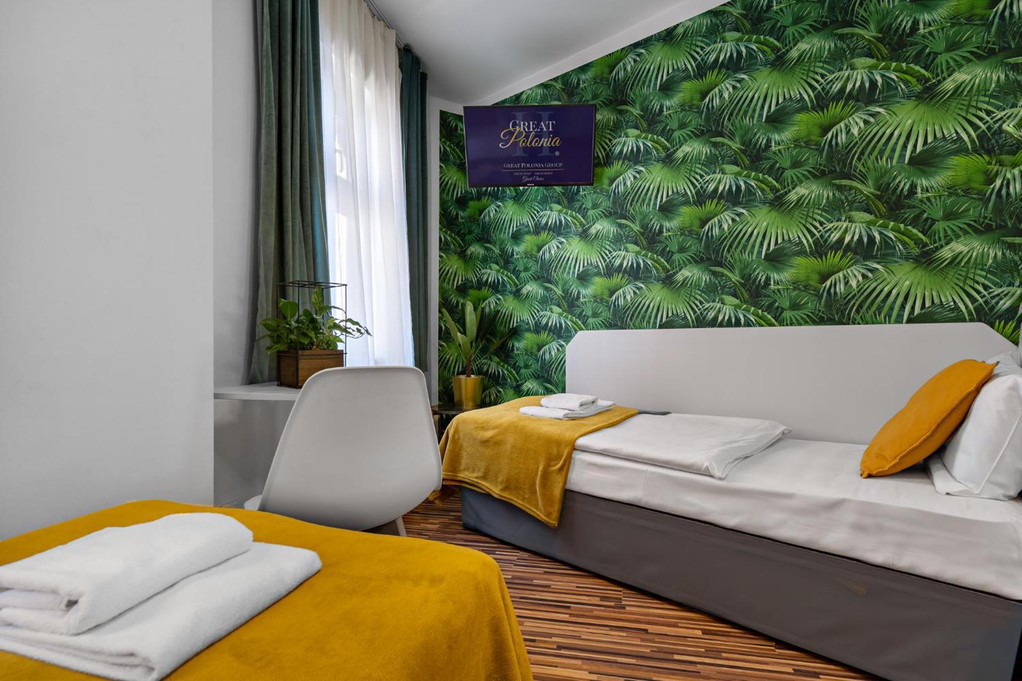 Great Polonia Dwarf Wroclaw Bed & Breakfast エクステリア 写真